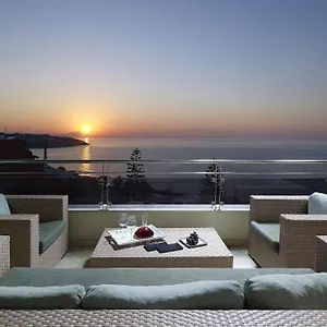 https://macaris.rethymnohotels.net
