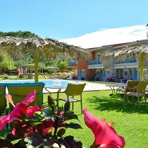 https://simatos-apartments.kefaloniahotels.net